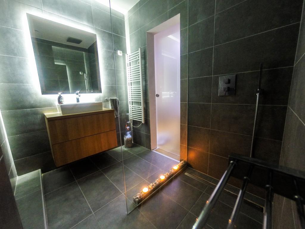 غييكا Allure Apartment المظهر الخارجي الصورة