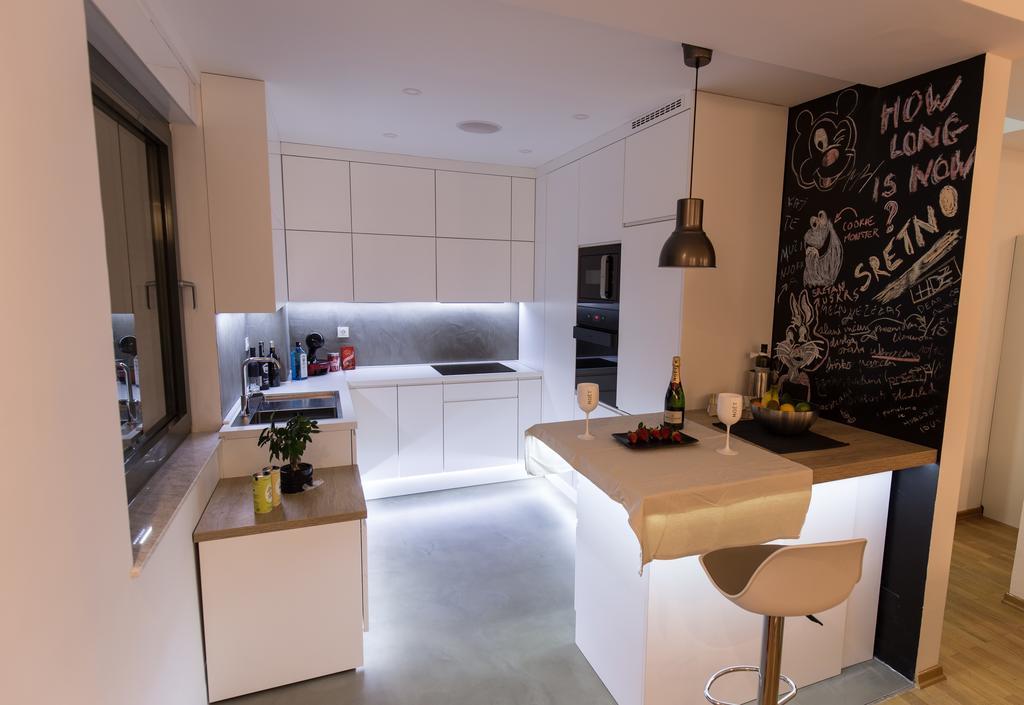 غييكا Allure Apartment المظهر الخارجي الصورة